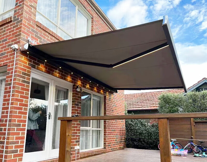 ���I(y��)������s����S��